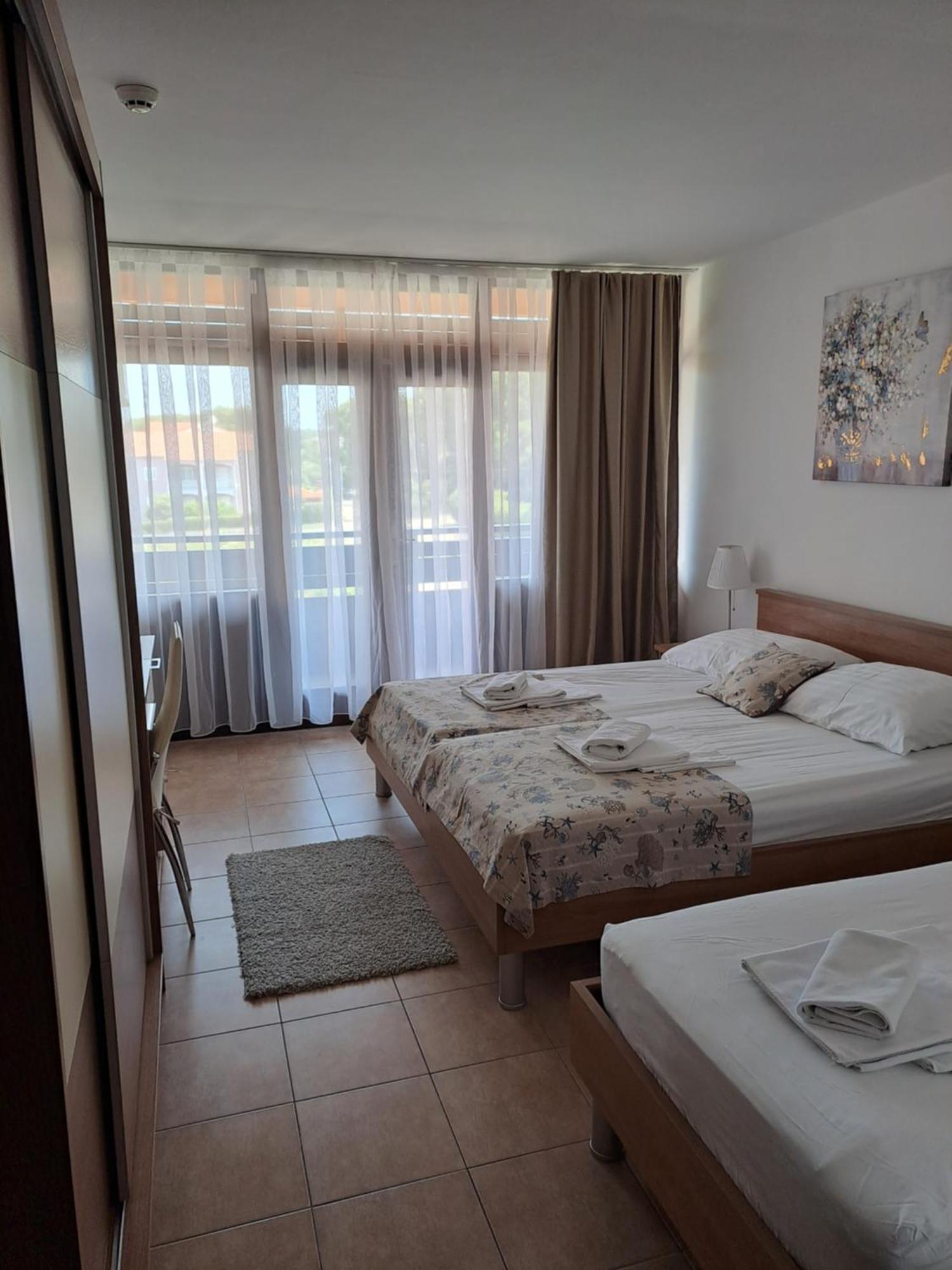 Hotel Albamaris 比奥格勒·纳·莫鲁 外观 照片